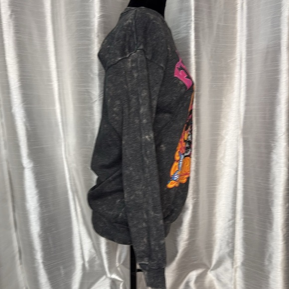 No Boundaries NOBO Free Spirit Graphic Juniors XS Washed Out Crewneck Sweatshirt - Picture 3 of 7